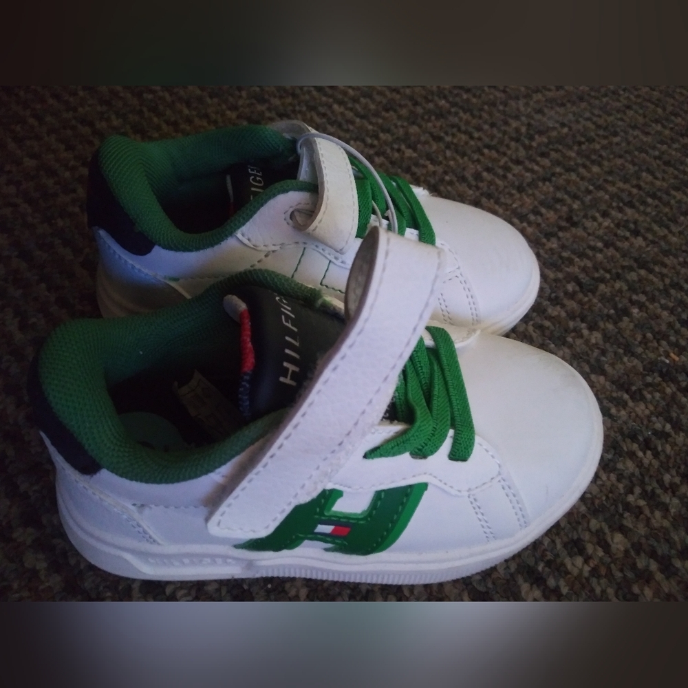Tommy Hilfiger bold H shoes